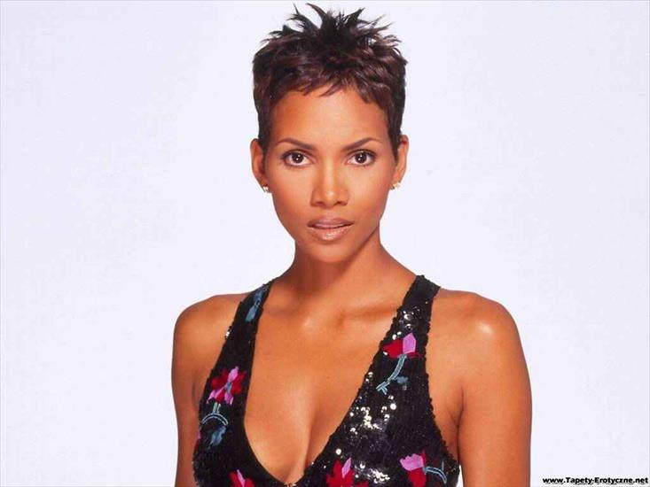 halle berrry - halle_berry_040.PNG