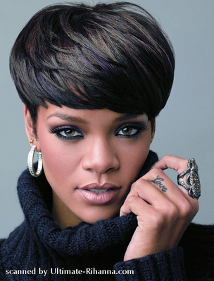 Rihanna - Rihanna w krótkich włosach.jpg