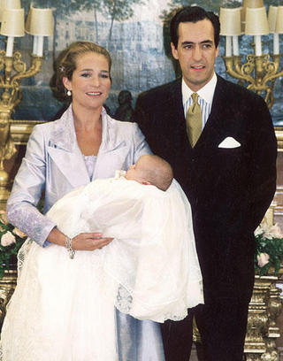 Hiszpańska Rodzina Królewska - elena10_portrait_galeria.jpg