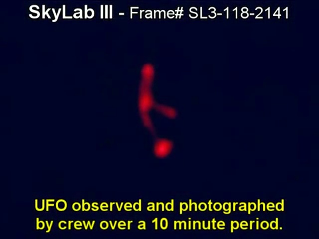 UFO i inne latają... - NASAs Alien Anomalies caught on film - A compila... archives.avi_snapshot_05.11_2010.10.05_03.29.27.bmp