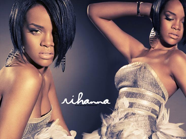 Rihanna - 4.png