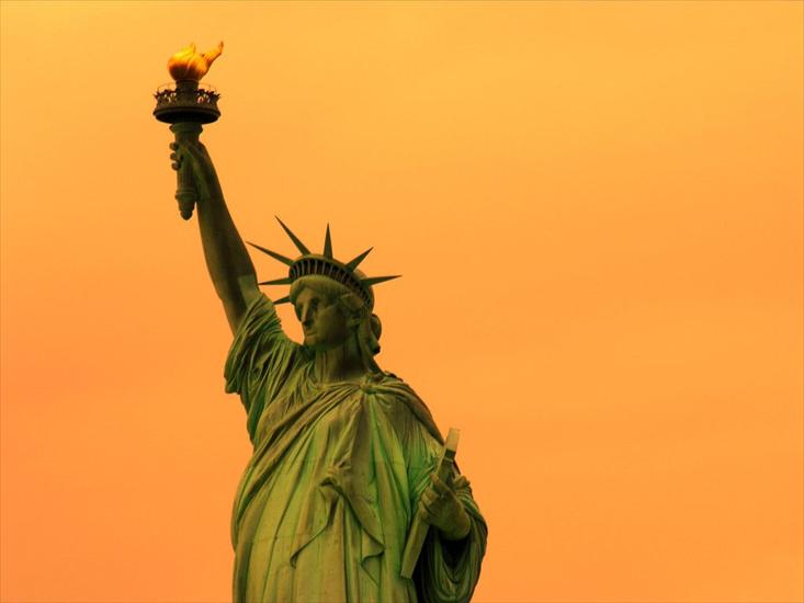 TAPETY ZNANE MIEJSCA ŚWIATA - Statue of Liberty - New York 1.jpg