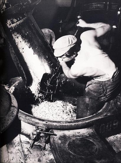 Photographs of Workmen and Industry - XIX-XX w - _C53741.JPG