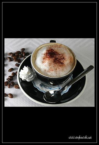 Kawa herbata ciasta - Kawa_czarna,_biala_.jpg