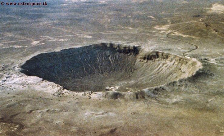 Kosmos - Meteor_Crater_Arizona_001.jpg