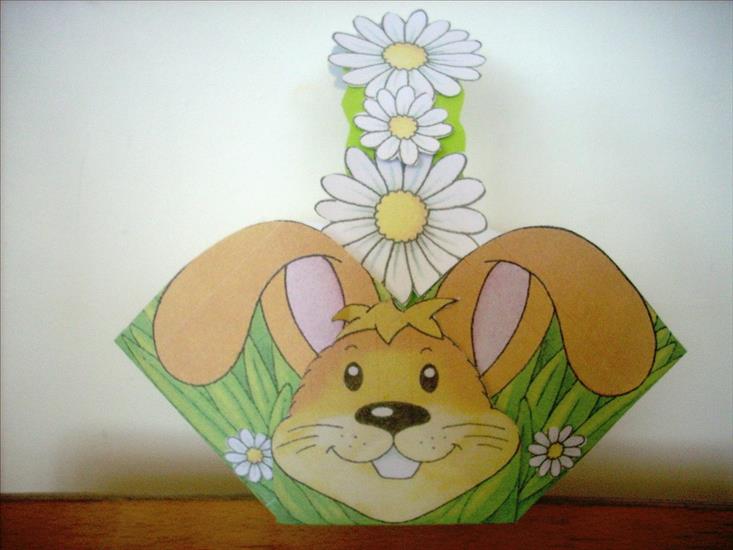 Wielkanoc - Koszyczek z królikiem.JPG