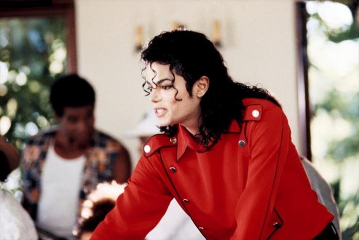 ZDJĘCIA - -Michael-Jackson-michael-jackson-15072929-950-636.jpg
