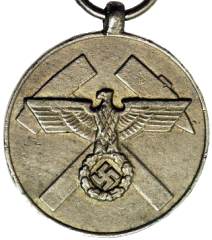 odznaki II wojna Światowa - 3.jpg