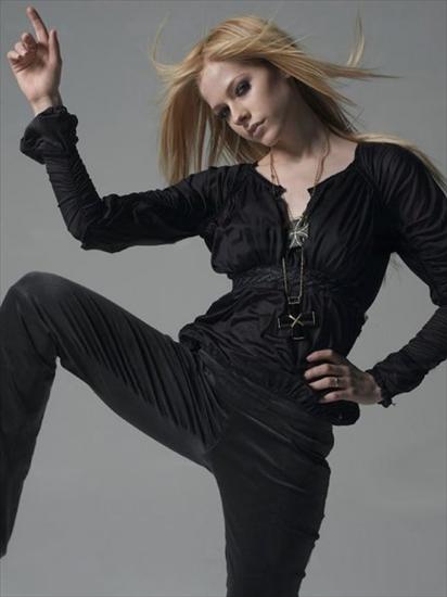 Photoshoot - Avril Lavigne Sesja.jpg