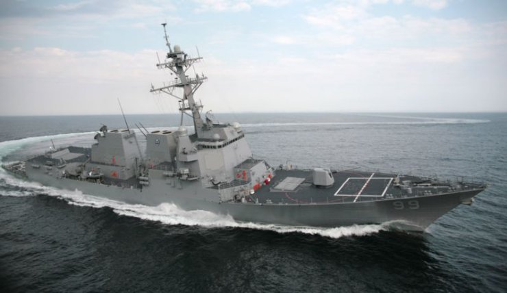 A - 800px-USS_Farragut99_Turn_Burn.jpg