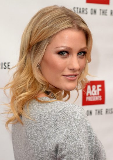 Ashley Hinshaw - 936full-ashley-hinshaw 1.jpg