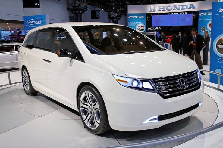 AUTA - Honda Odyssey.jpg