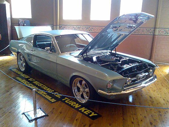 Muscle Car - 25661770617_large.jpg