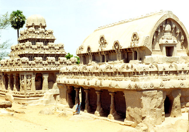 cuda natury foto 1 - mahabalipuram01.jpg