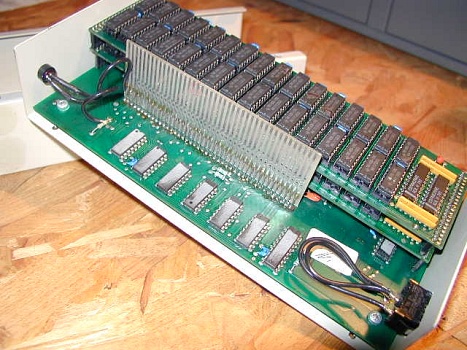 Amiga 1000 - a1000 exp2.jpg