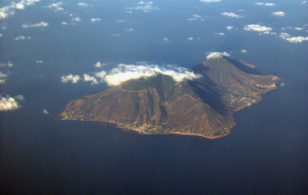 urocze wyspy - wyspa Salina.jpg