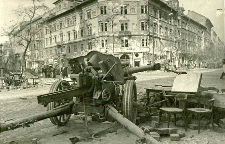 Rosja - 1945, Budapest.jpg