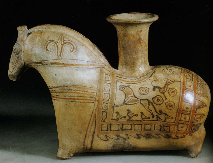 Persia Antique - -500 -200 Recipient en forme de cheval, Maku, Azerbaidjan Iran.jpg
