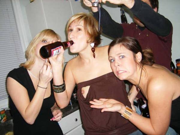 pijane dziewczyny drunk girls - booze_11 7.jpg