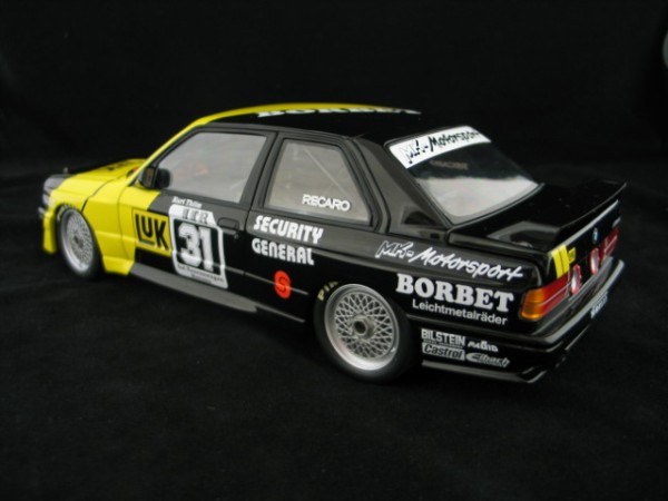 Galeria - BMW M3 e30 DTM 92...jpg