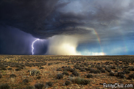 Galeria - tornado-lightning-rainbow.jpg